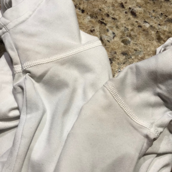 Under Armour tee - Picture 7 of 7